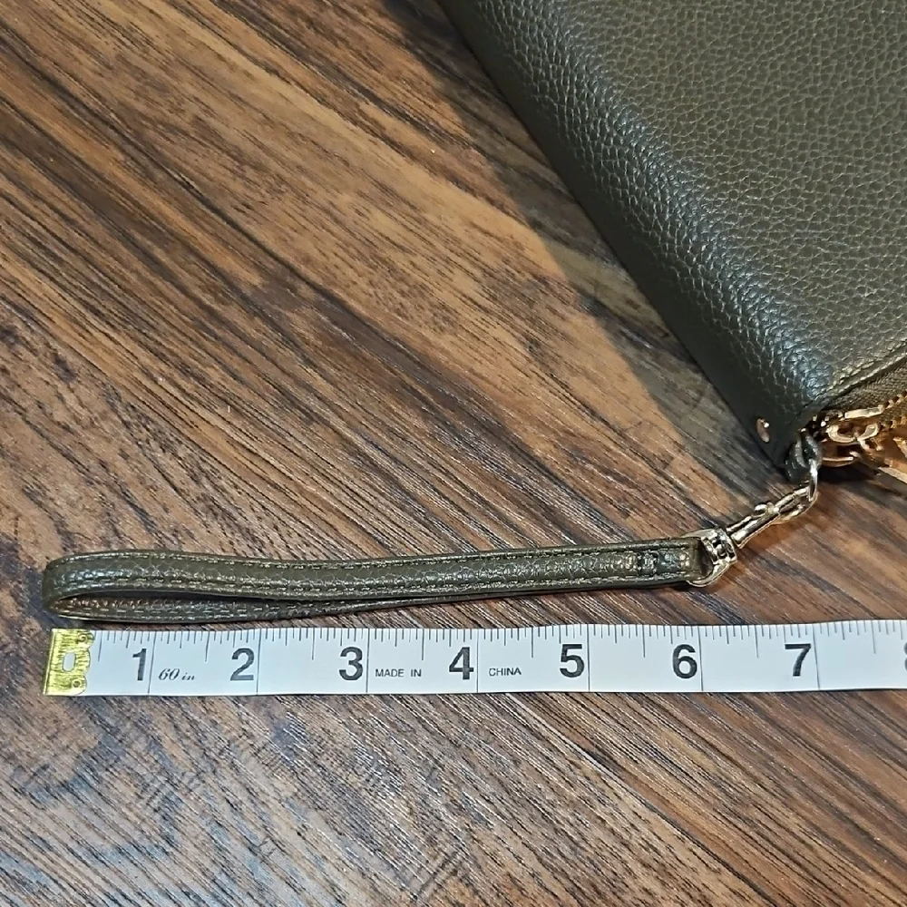 A New Day Green/Gray Doublwe Zip Wristlet Wallet